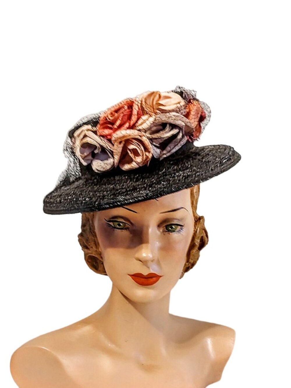 1940s True Vintage Black Straw Wide Brimmed Tilt Hat With Large Roses Back Band - Picture 3 of 6